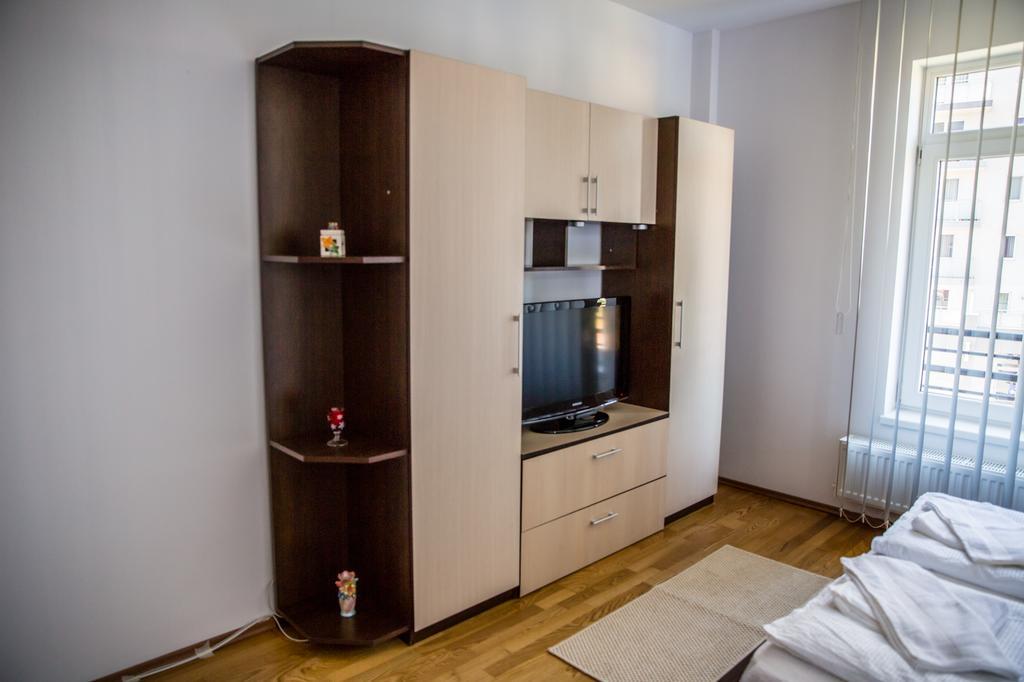 Apartament Do Not Enter Studio Loft Oradea Pokój zdjęcie